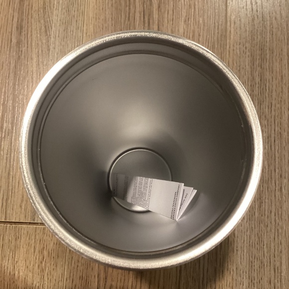 Starbucks 2025 Silver Stainless Steel Tumbler - 24 oz (Minor Details)‎ - Picture 7 of 8